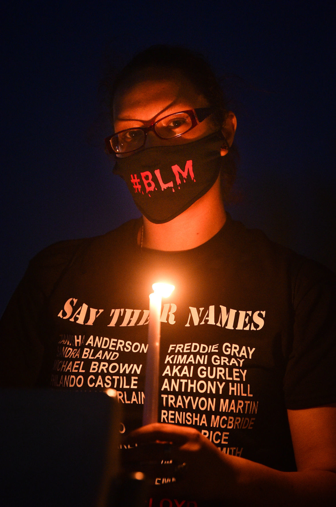 053120-qc-nws-protest-055